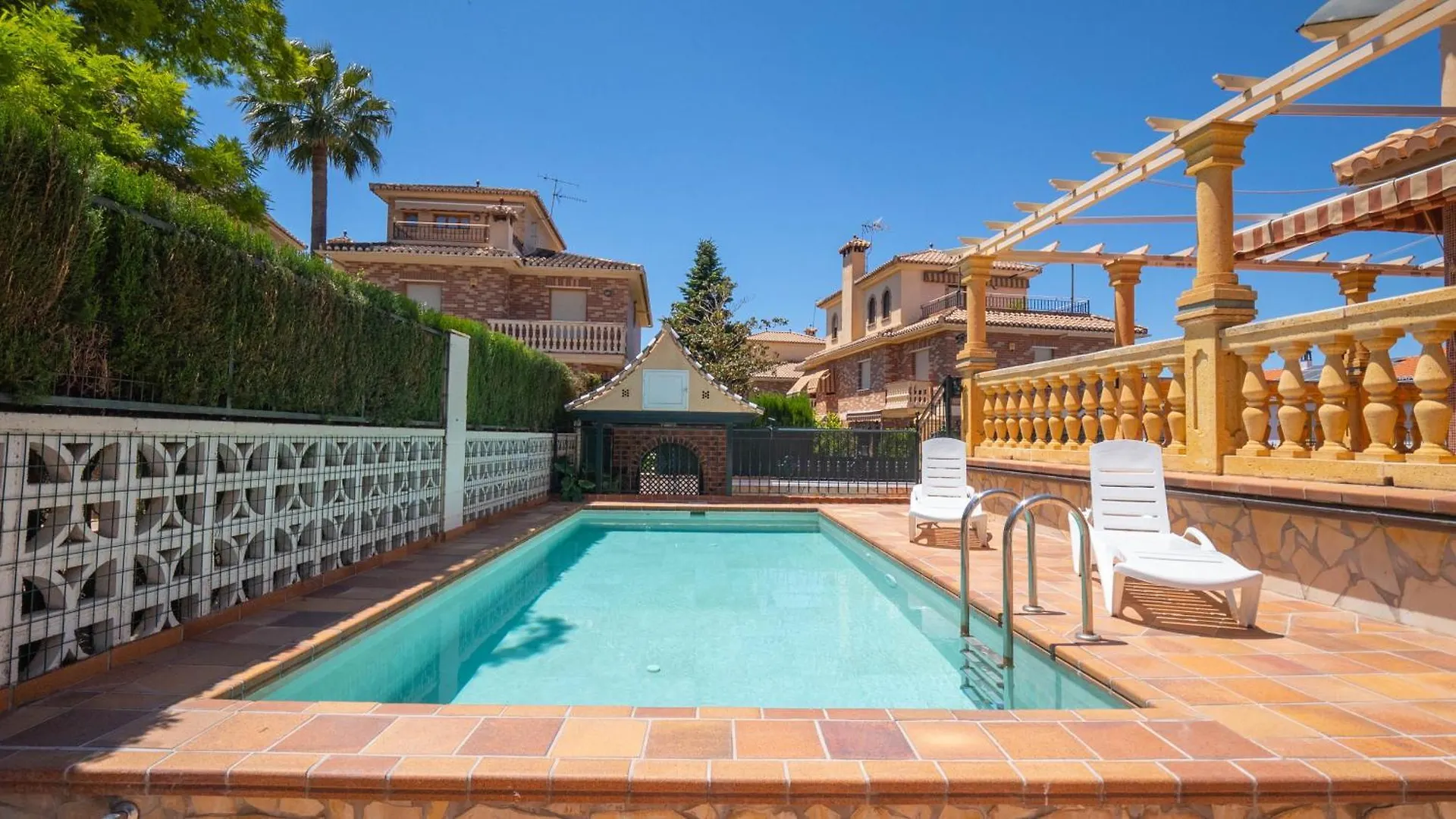 Villa Luis R Cajar Spain