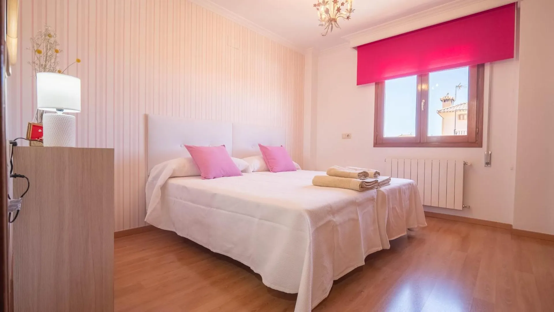 Homestay Villa Luis R Cajar Spain