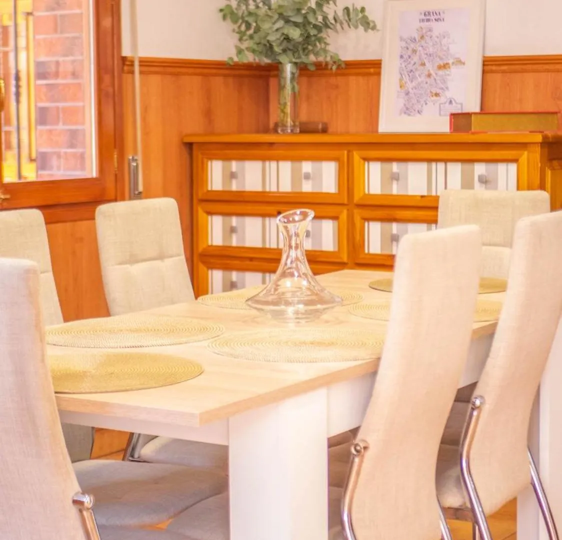 Homestay Villa Luis R Cajar Spain