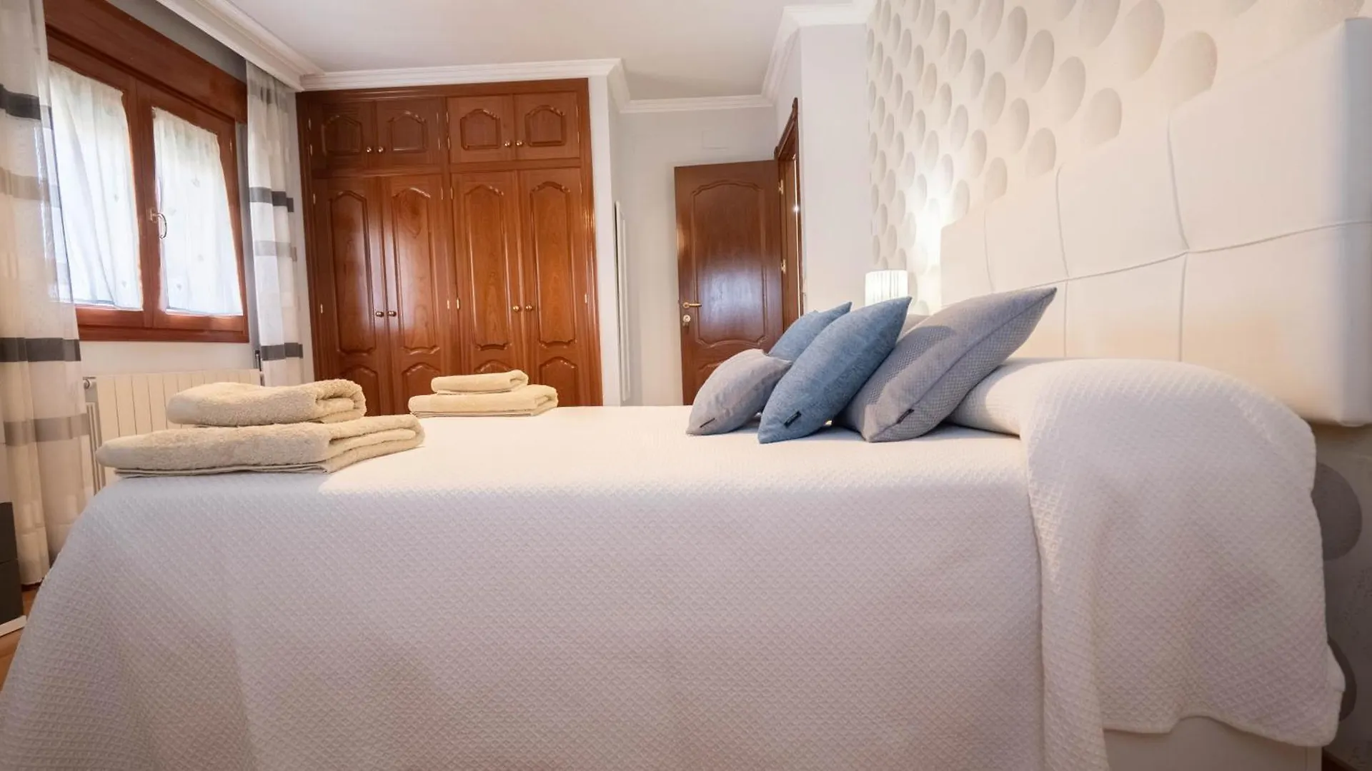 Villa Luis R Cajar Spain